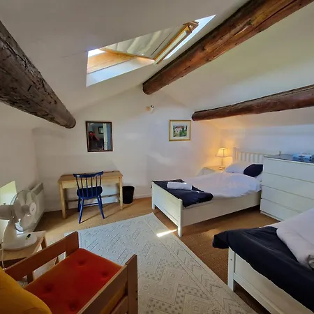 Grillon Holiday Grillon