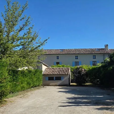 Grillon Holiday Grillon