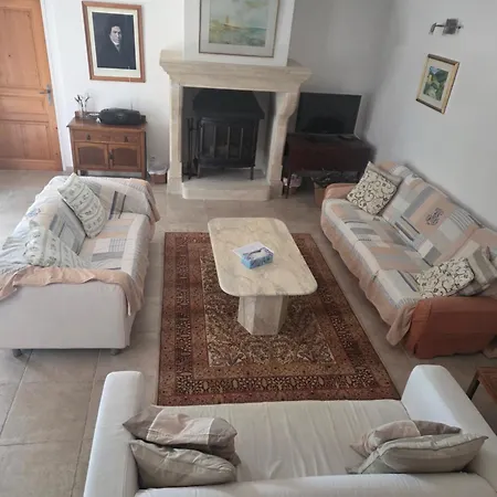 Vakantiehuis Grillon Holiday