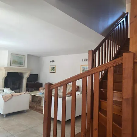 Grillon Holiday Vakantiehuis *